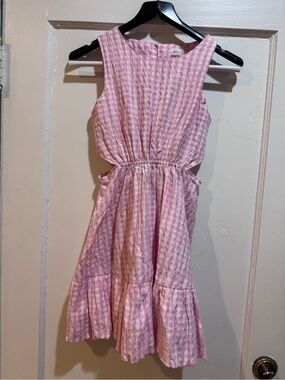 Zara Pink and White girl’s Gingham Dress with side cut outs size 10